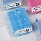 Beyaz etiketle tanımlanmış bir doku kaseti. 