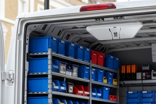 bir minibüste sabit rfid okuyucu